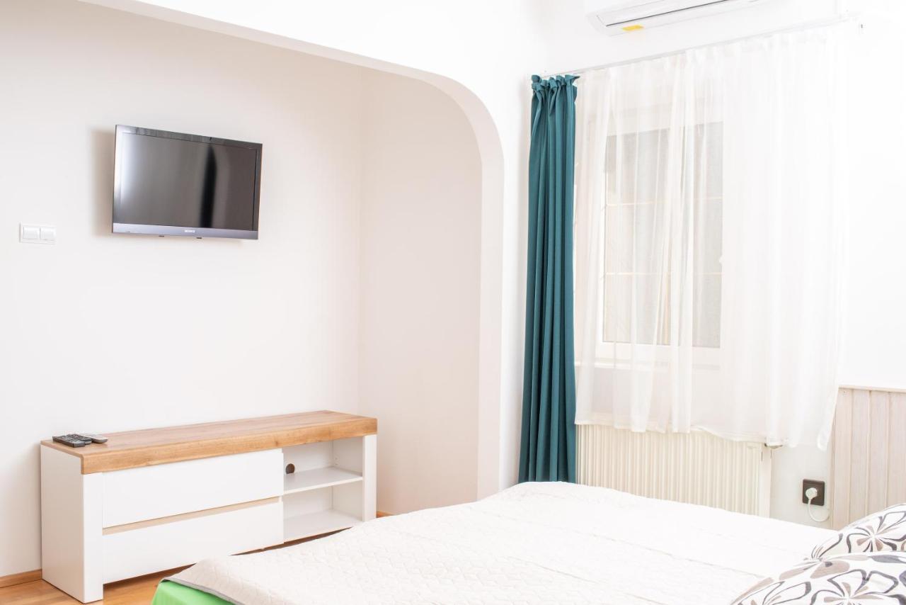 Park Apartman Hévíz Buitenkant foto