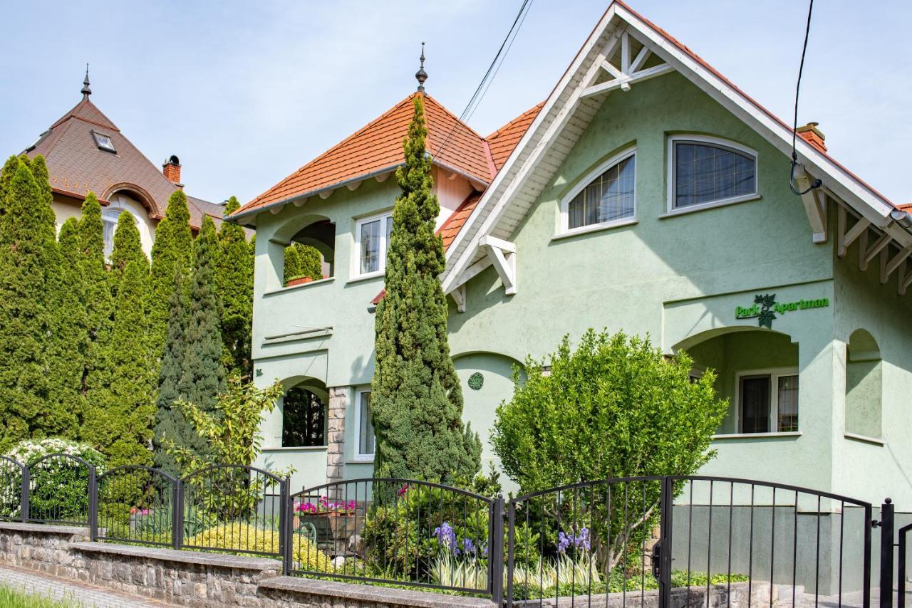 Park Apartman Hévíz Buitenkant foto